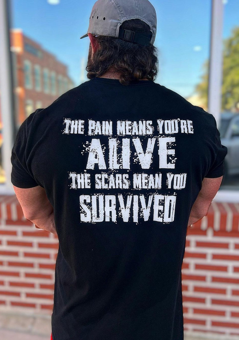 “THE PAIN” TEE